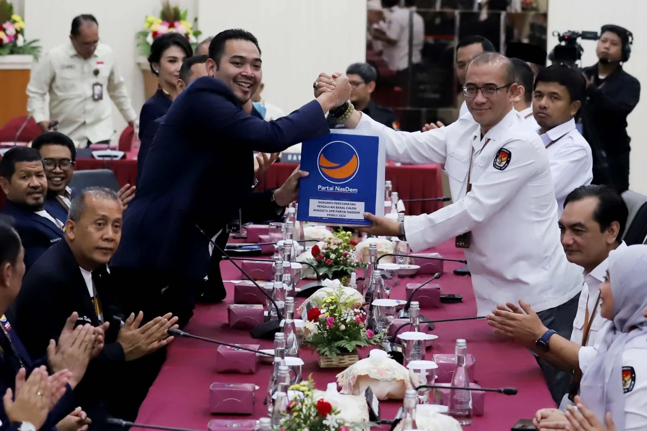 Partai Nasdem Ajukan...