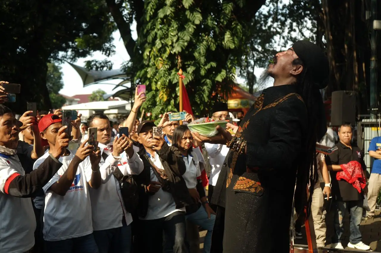 Aksi Master Limbad Meriahkan...