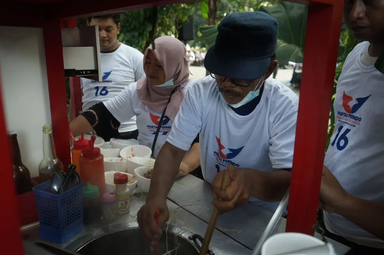 Gerobak Perindo Ramaikan...