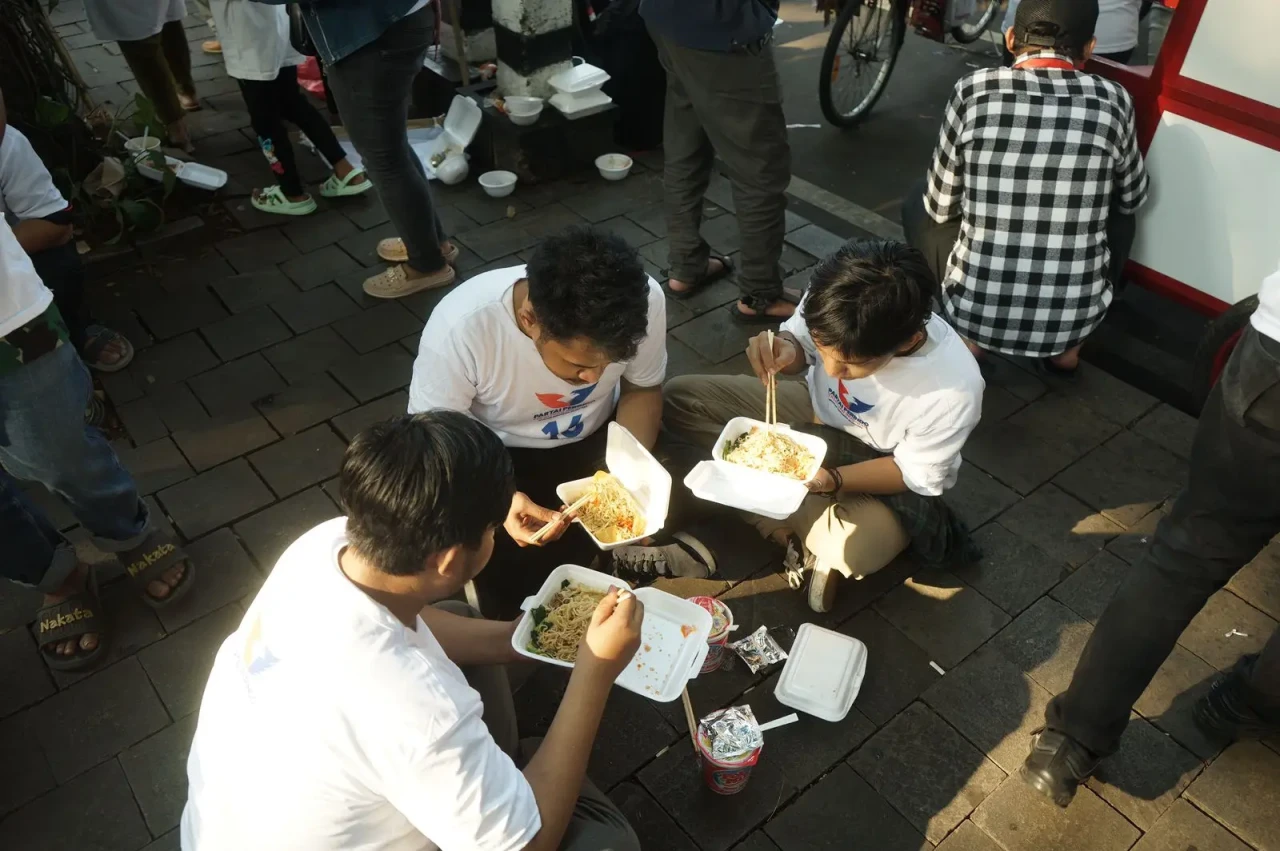 Gerobak Perindo Ramaikan...