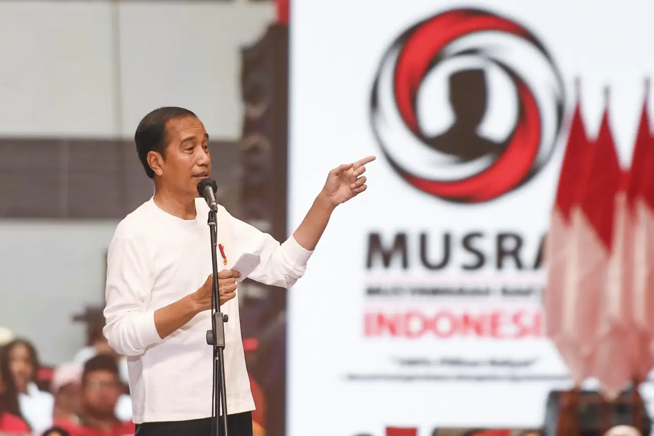 Presiden Hadiri Puncak...