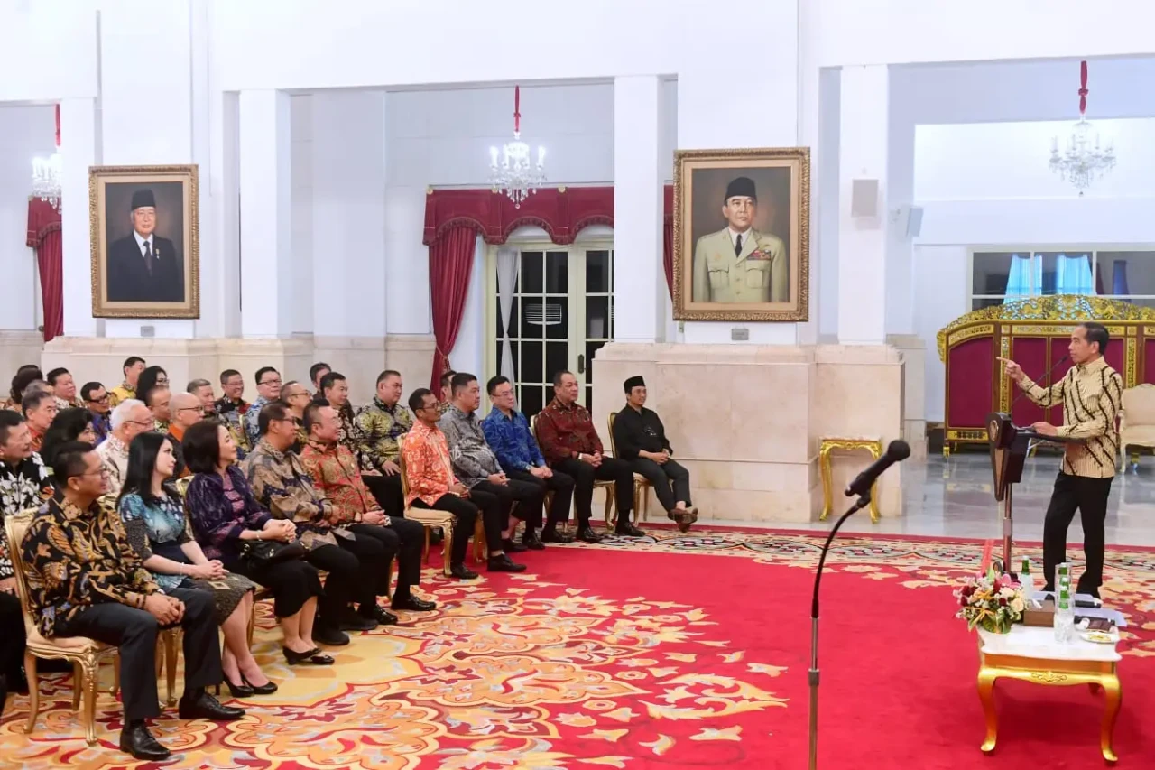 Presiden Jokowi Audiensi...