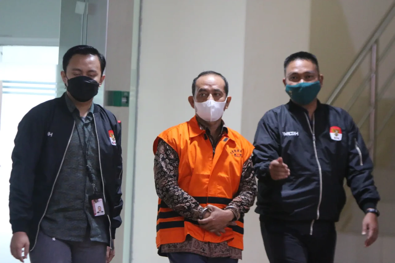 KPK Kembali Tahan Anggota...