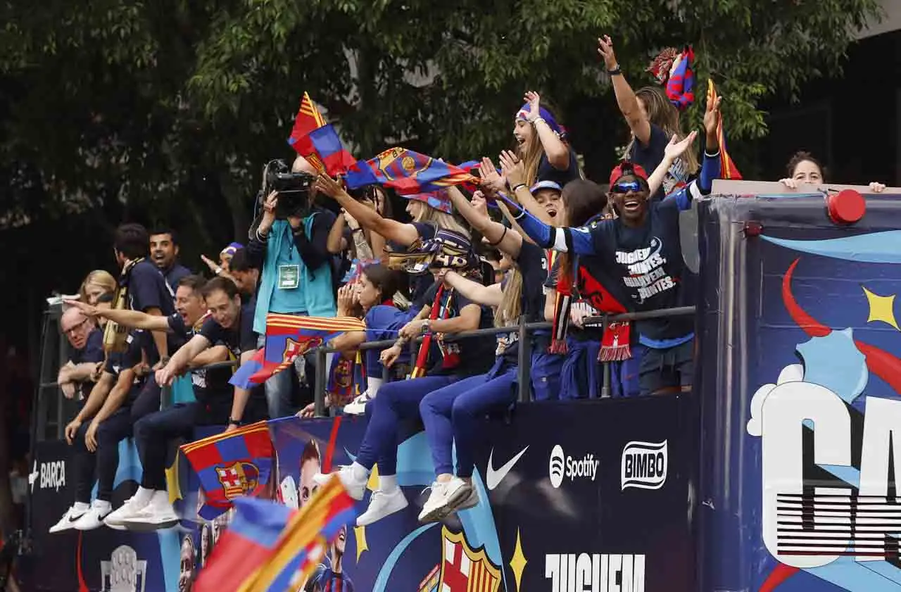 Juarai La Liga ke-27,...