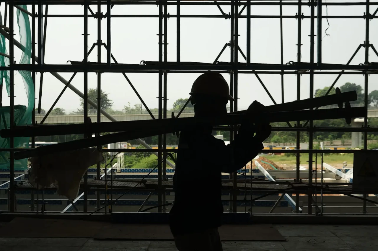 Progres Stasiun KA Cepat...
