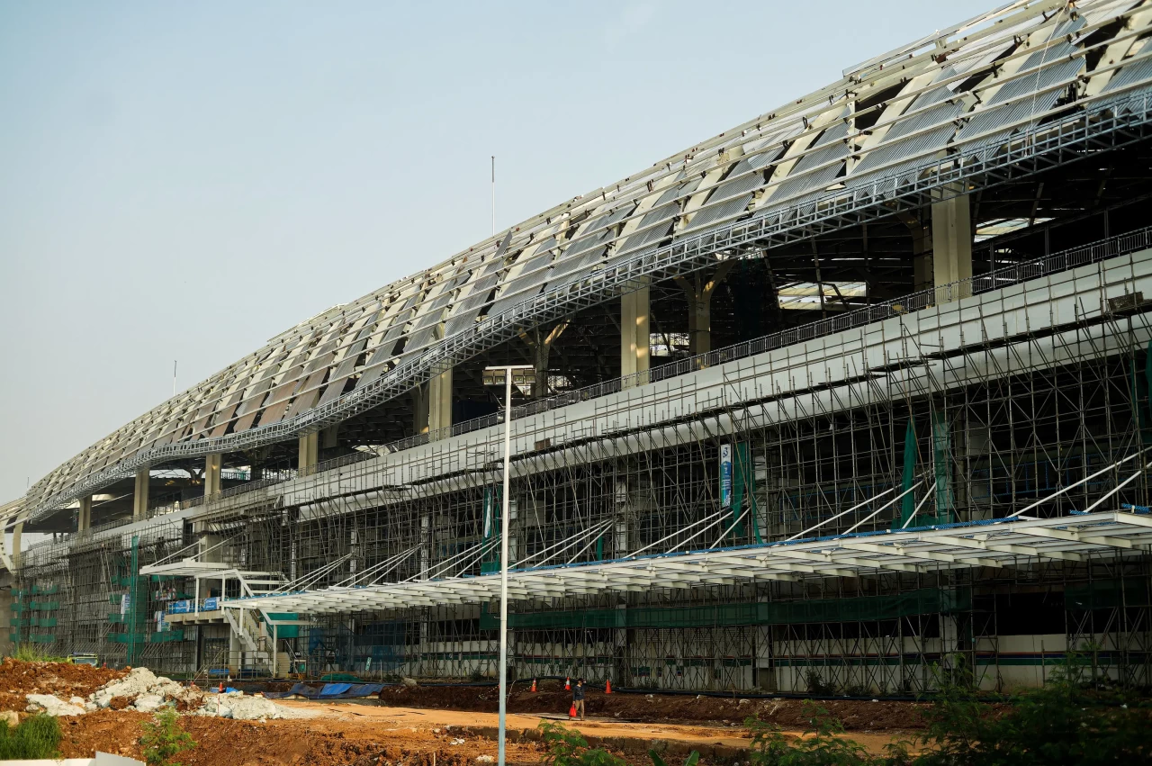 Progres Stasiun KA Cepat...