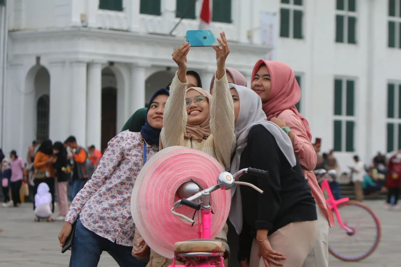 Manfaatkan Libur Nasional...