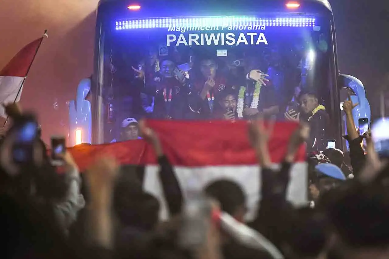 Suporter Indonesia Sambut...