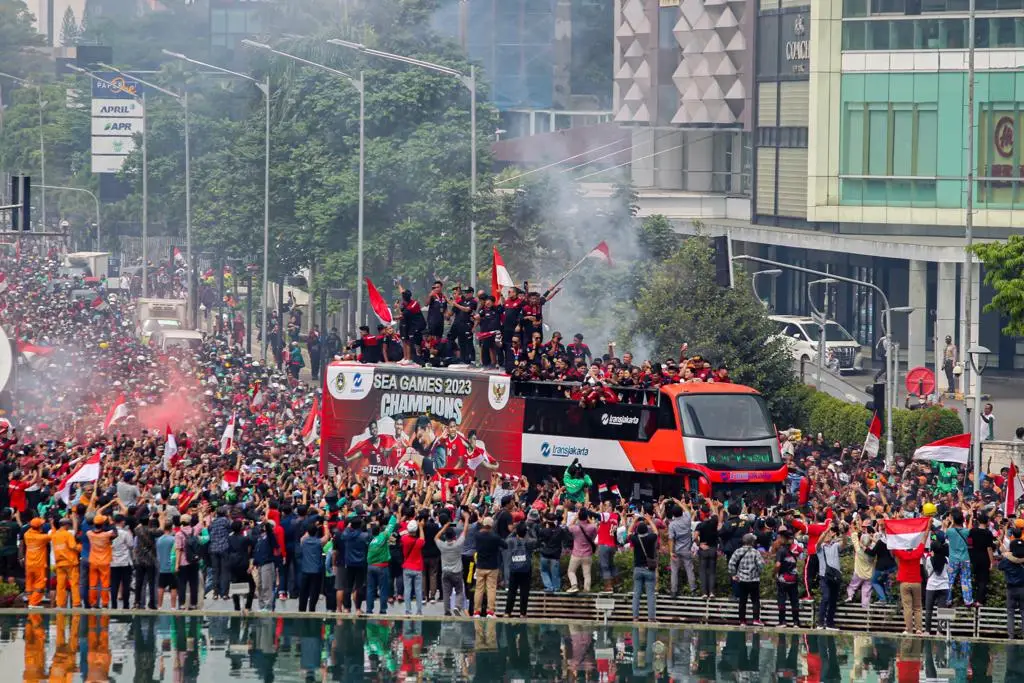 Membludak! Ribuan Warga...