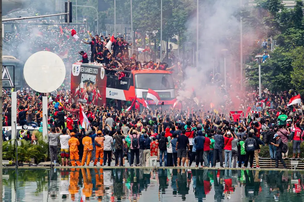 Membludak! Ribuan Warga...