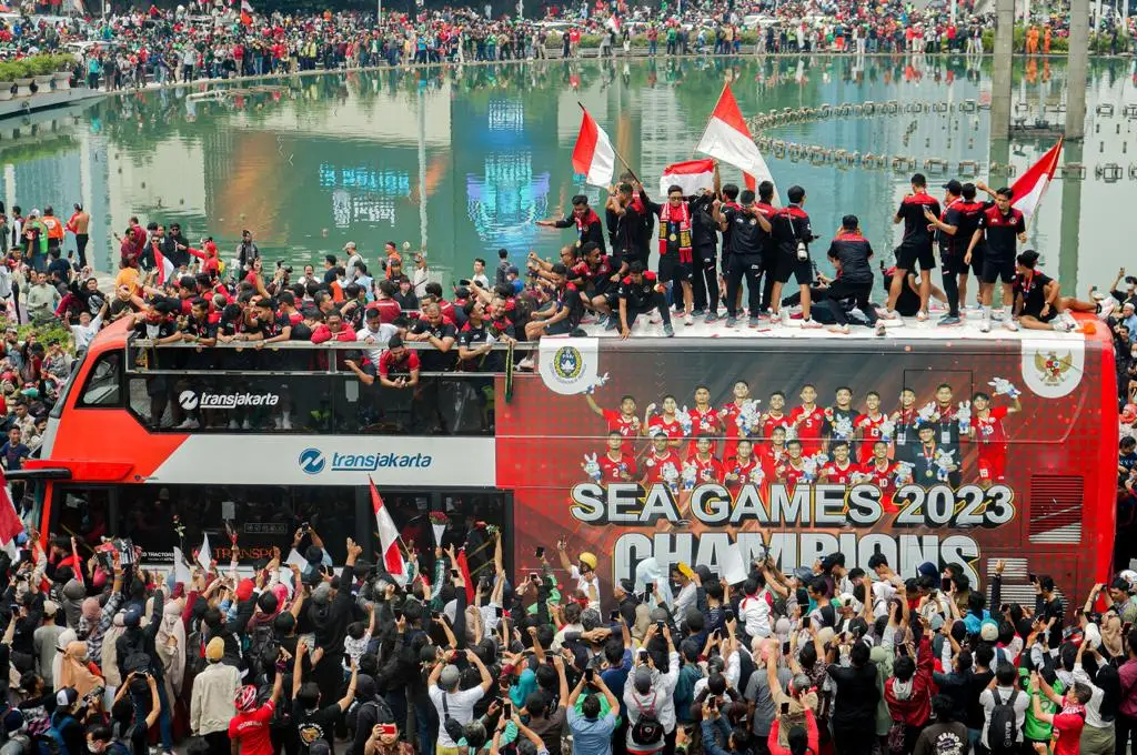 Membludak! Ribuan Warga...