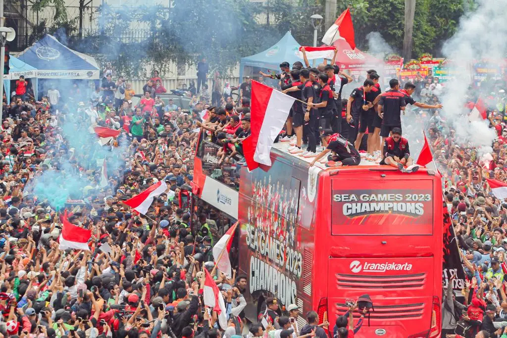 Membludak! Ribuan Warga...