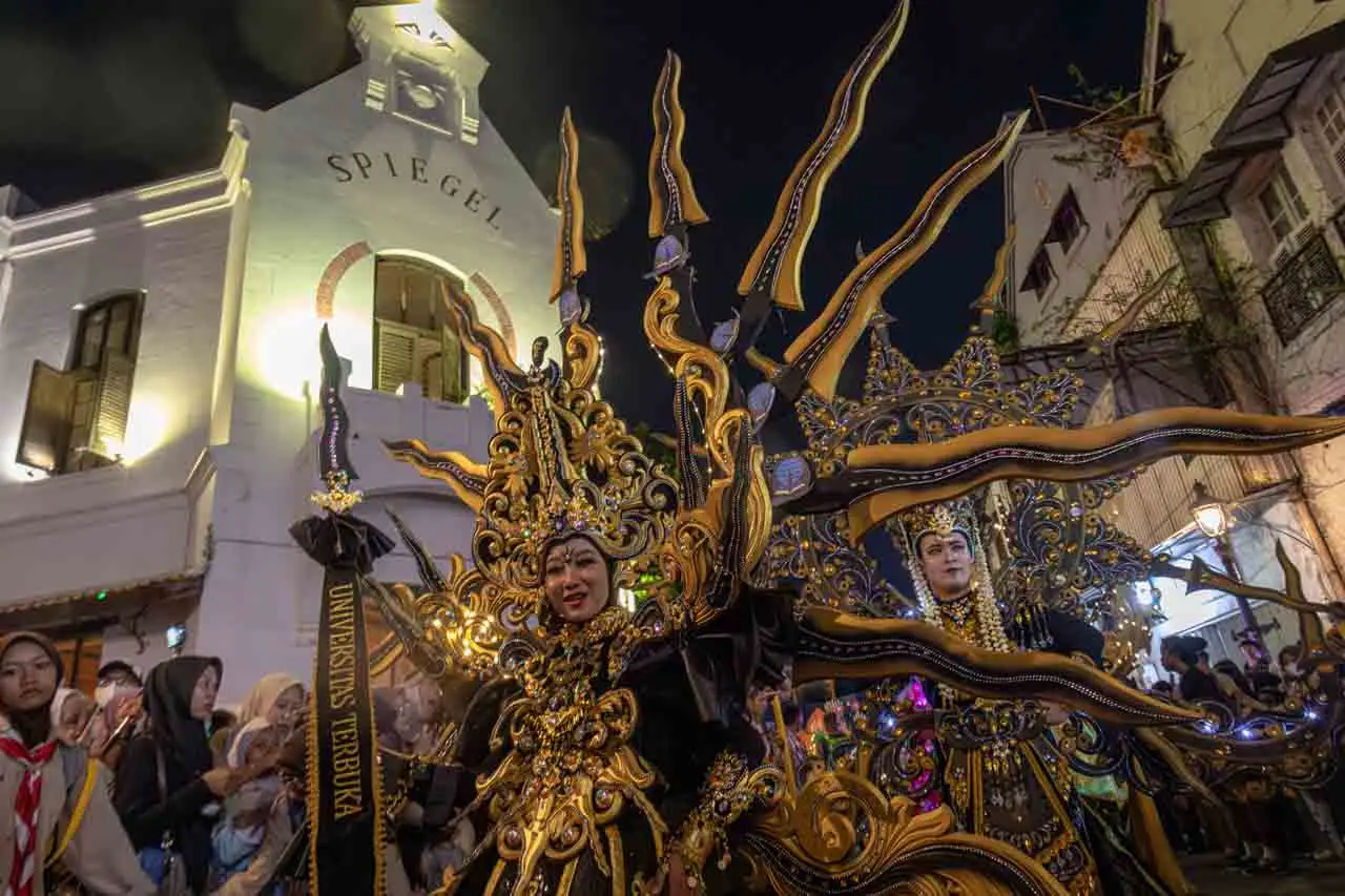 Semarak Semarang Night...