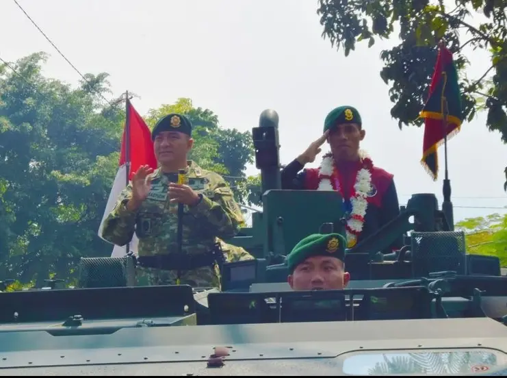 Bukan Kaleng-kaleng,...