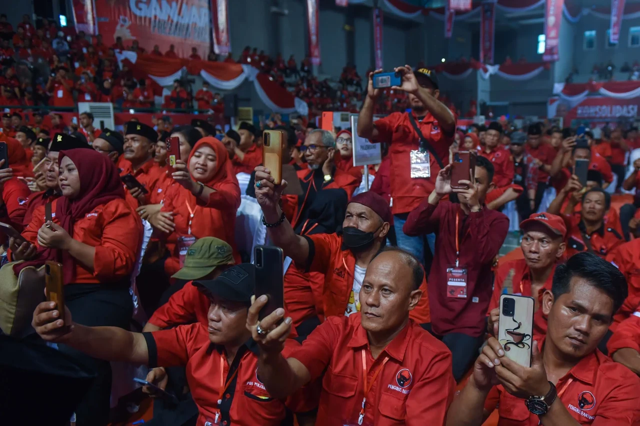 Momen Capres Ganjar...