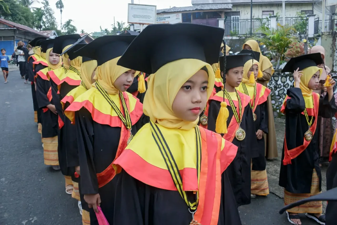 PTQ Darul Hikmah Sitalang...