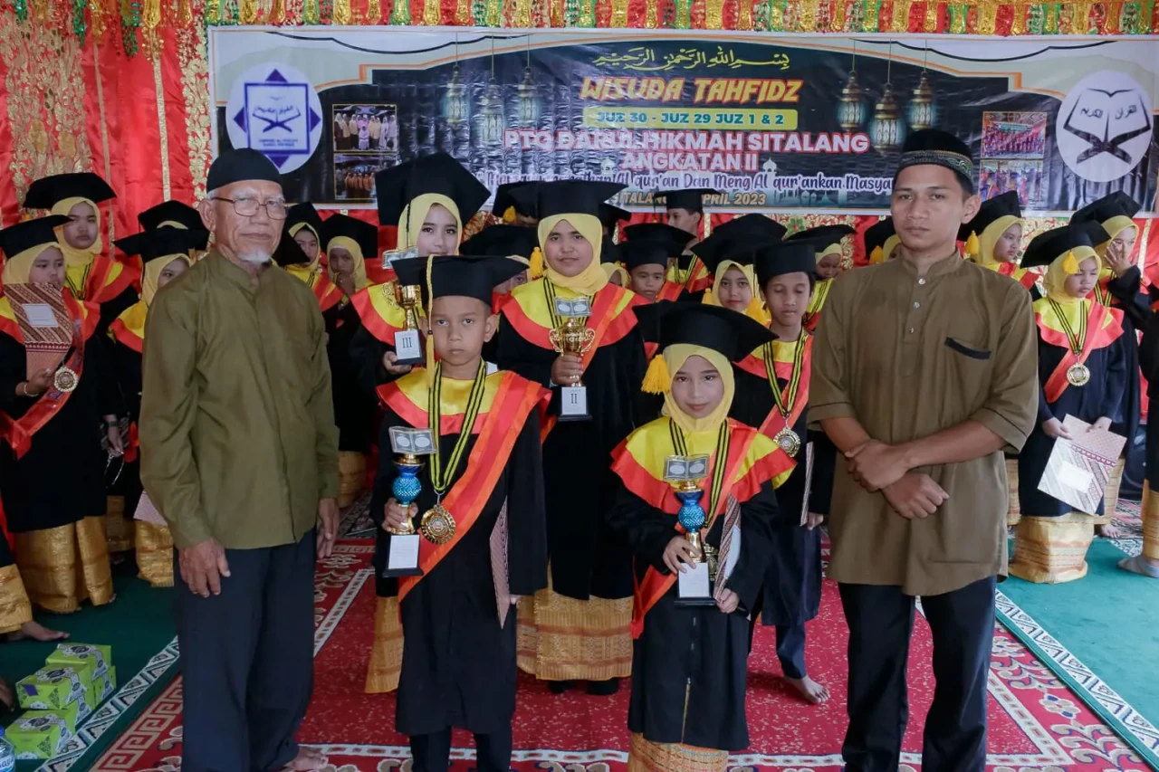 PTQ Darul Hikmah Sitalang...