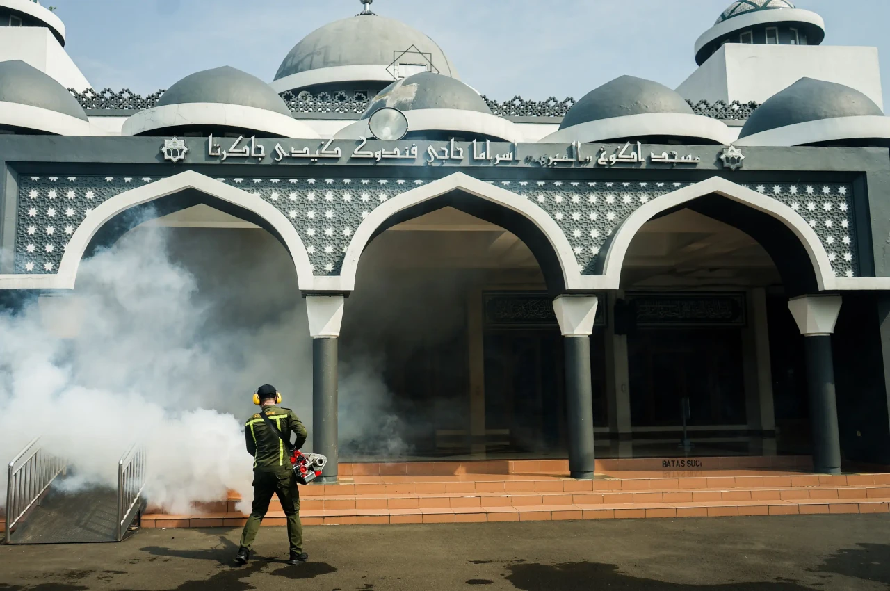 Jelang Kedatangan Calon...