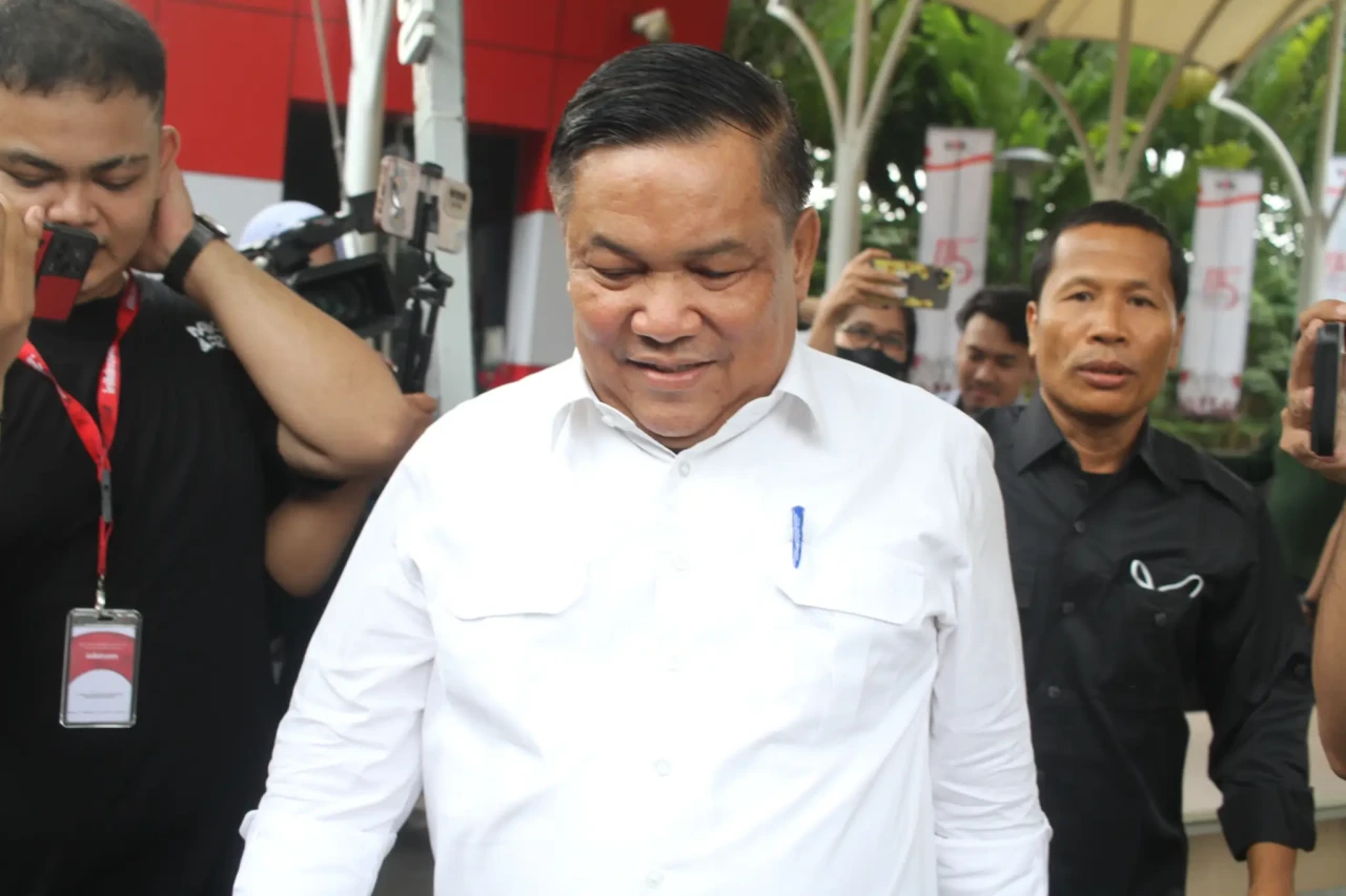 Sekda Riau SF Hariyanto...