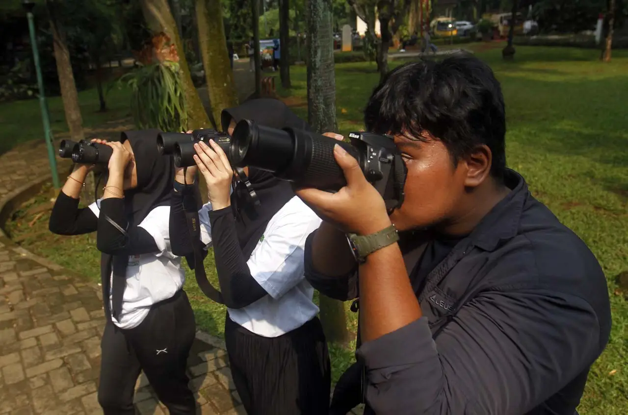 Pengamatan dan Pencatatan...