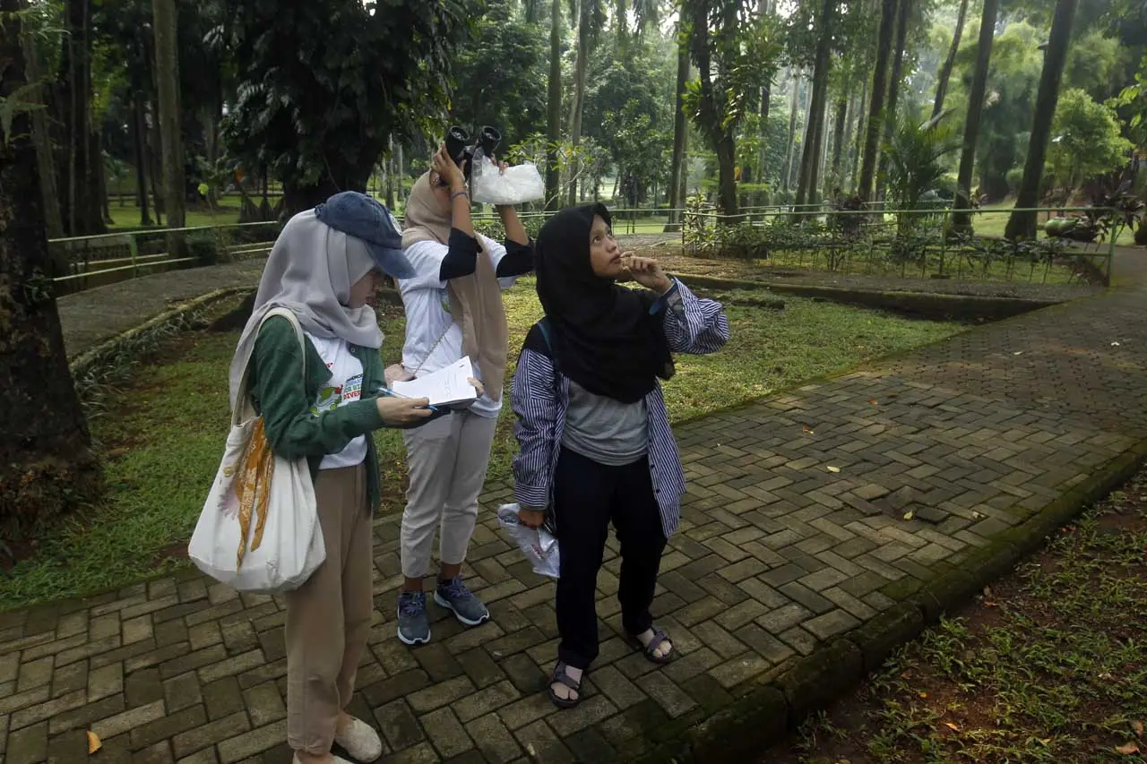 Pengamatan dan Pencatatan...