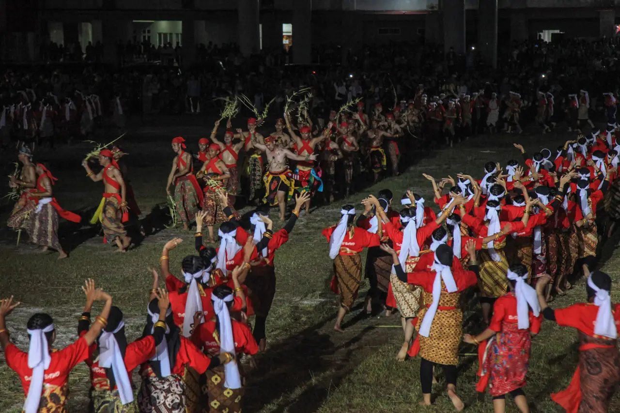 Rekor Muri Tarian Dadas...