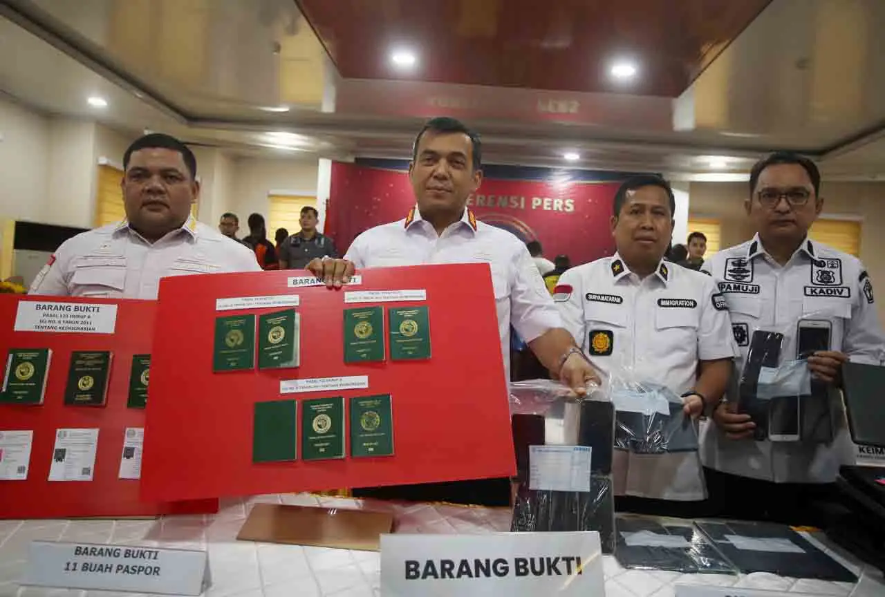 Kerap Bikin Onar, 16...
