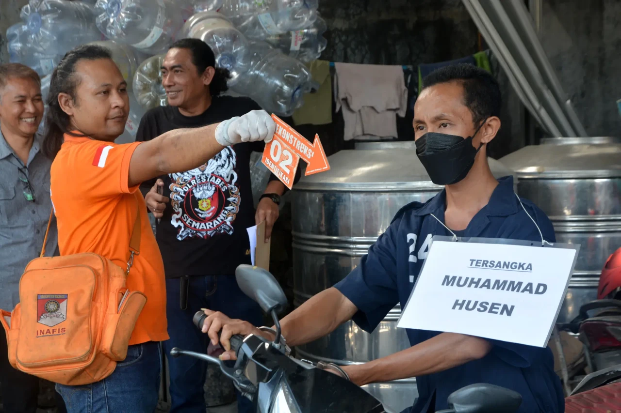 Sadis, Begini Jalannya...