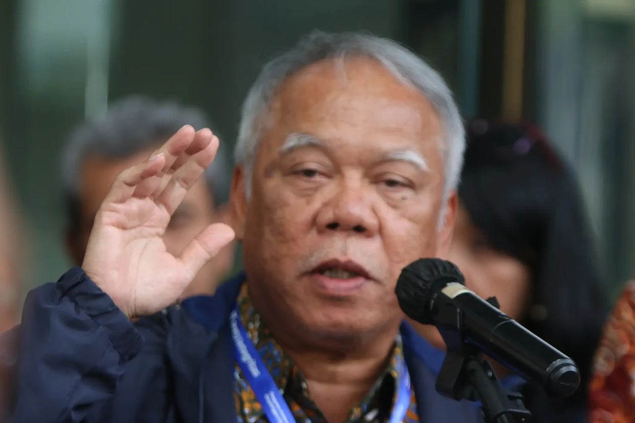 Menteri PUPR Ikuti Pembekalan...