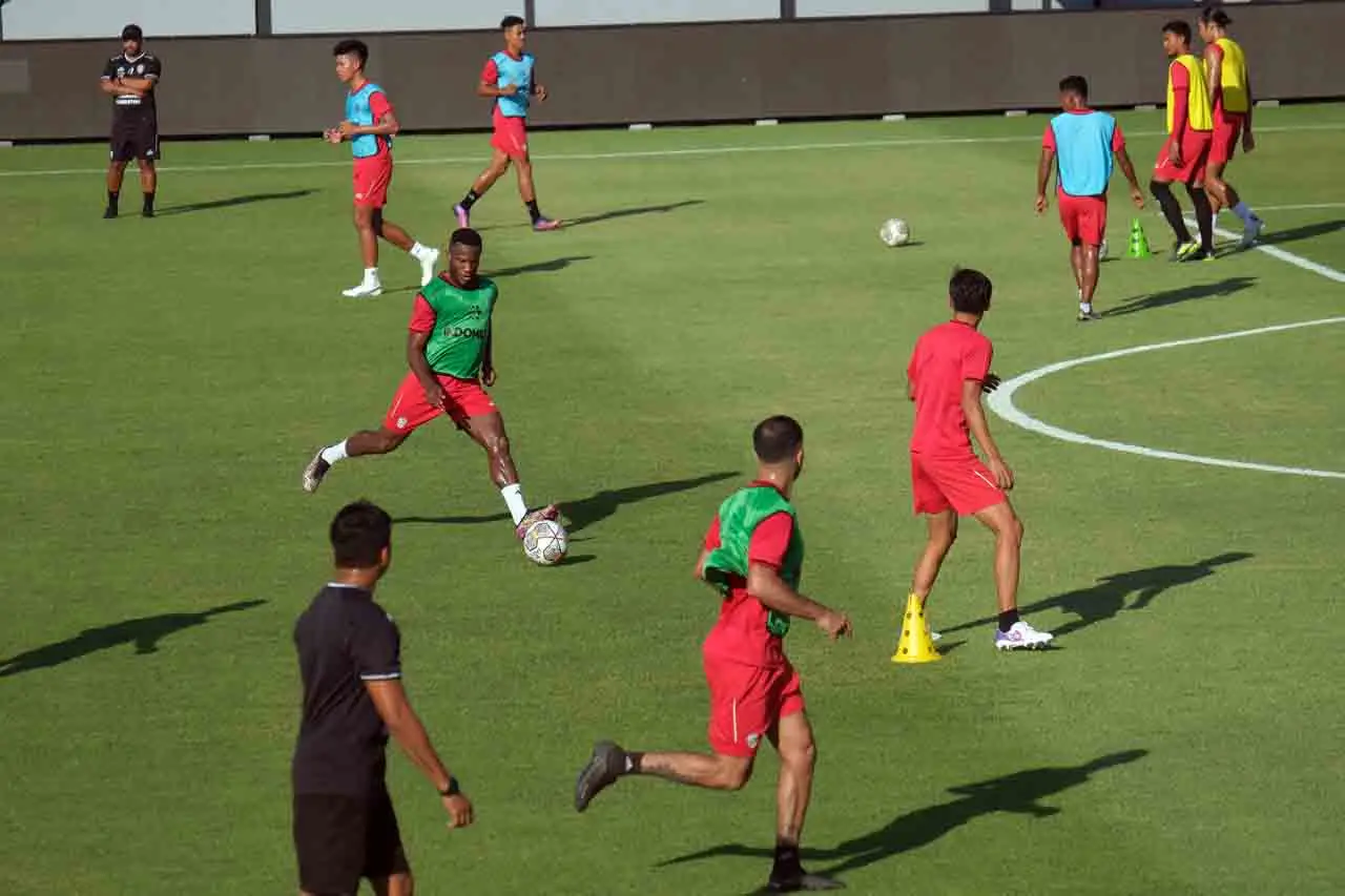 Latihan Bali United...