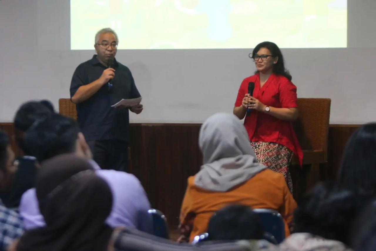 Mendorong Gerakan Masyarakat...