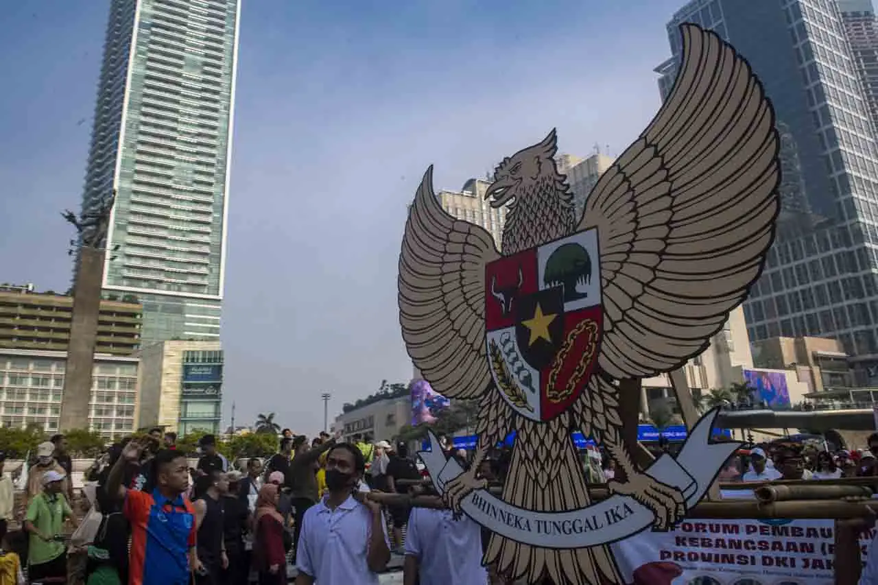 Kirab Pancasila Meriahkan...