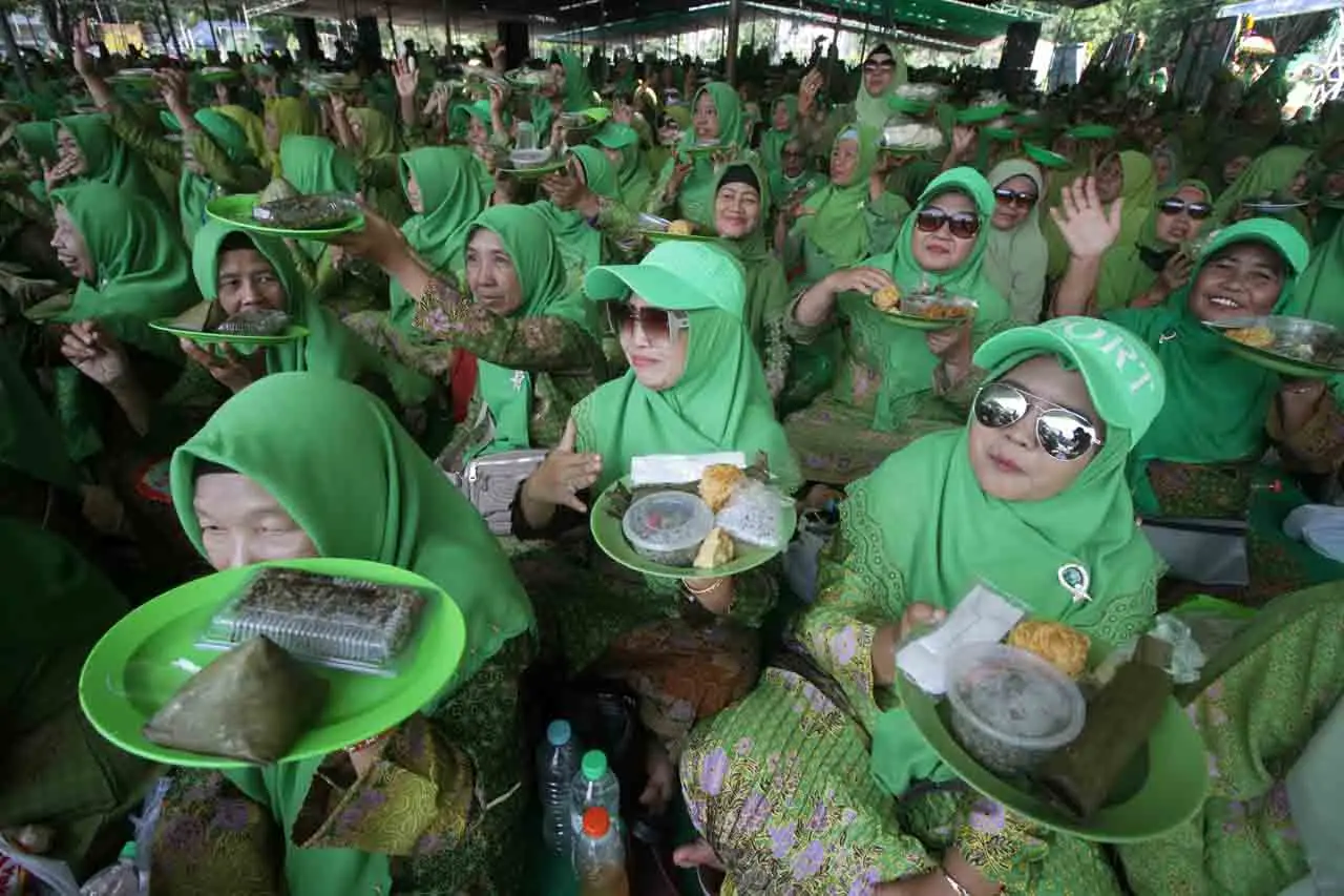 Semarak Harlah ke-77...