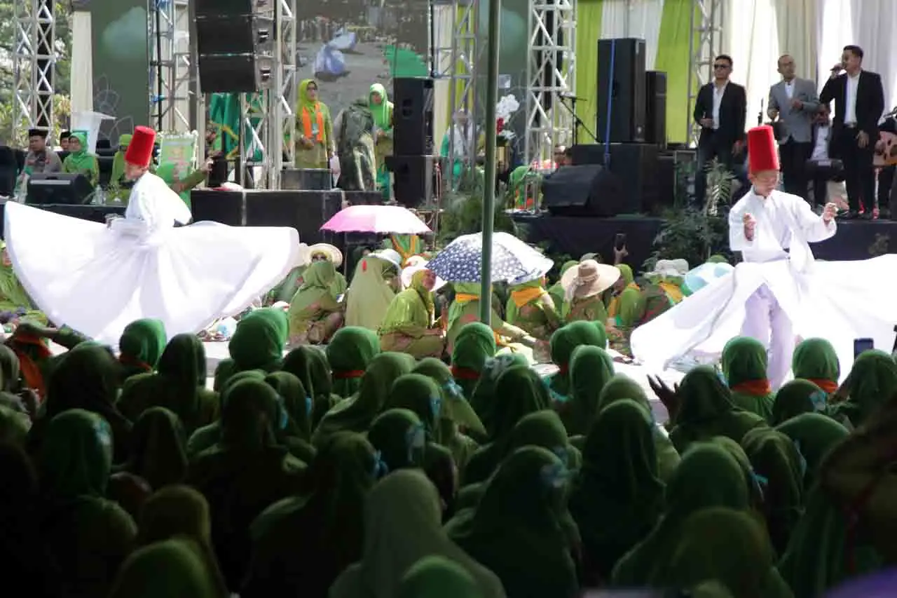Semarak Harlah ke-77...