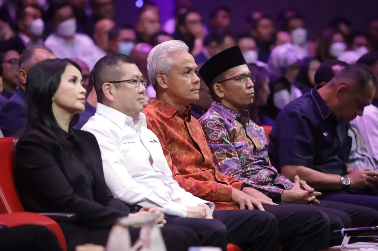 Ganjar Pranowo Jadi...