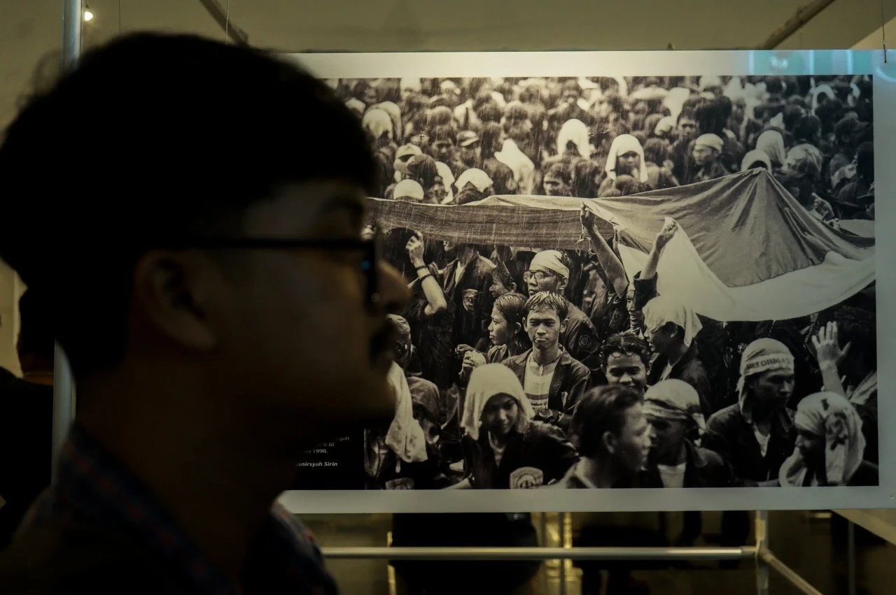 Pameran Foto 25 Tahun...