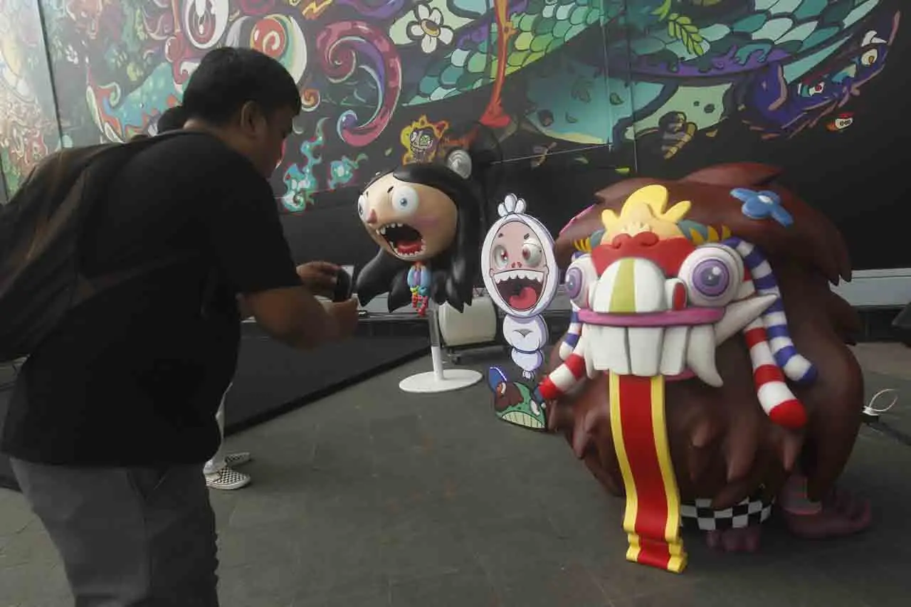 Museum Of Toys X Ilustrator...