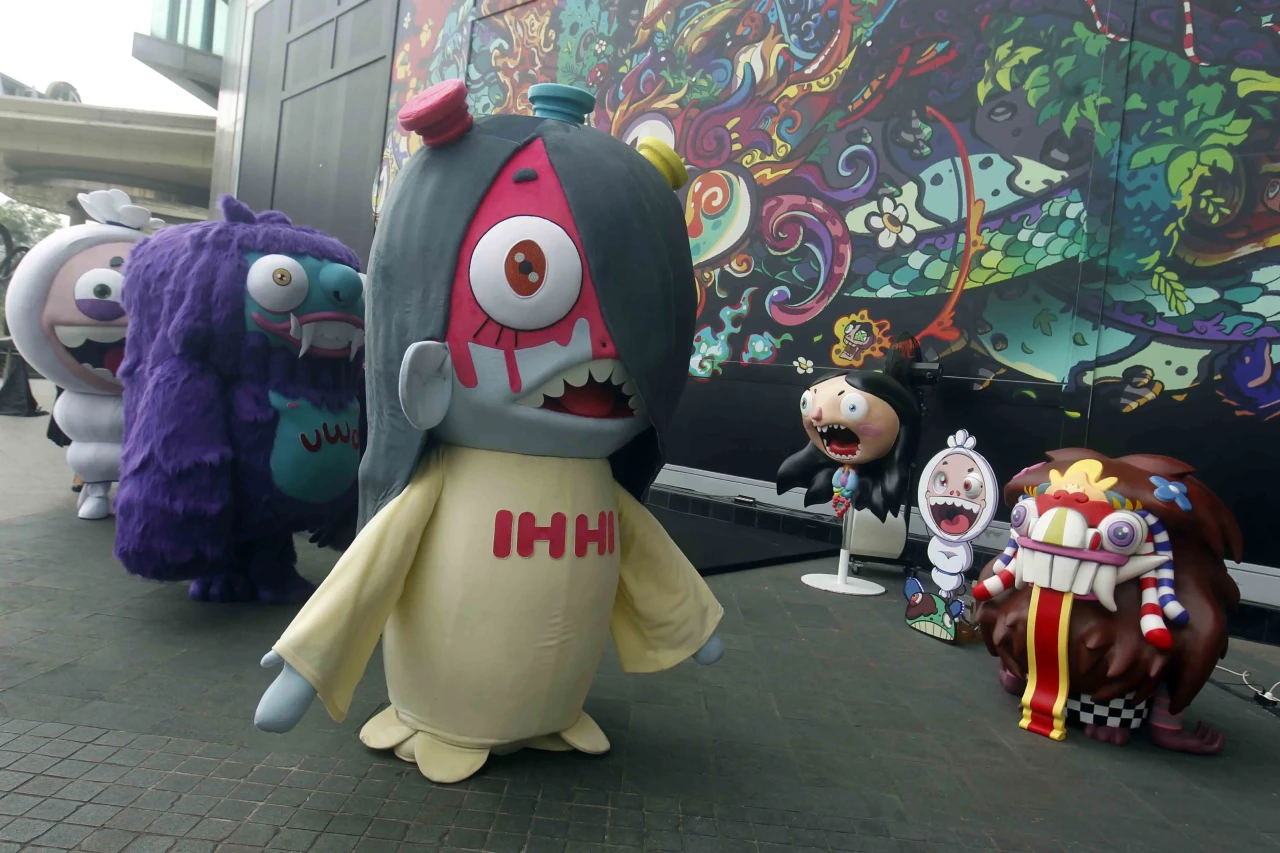 Museum Of Toys X Ilustrator...