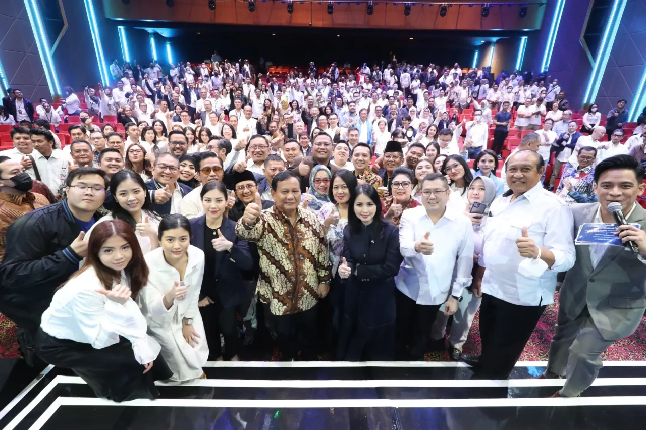 Prabowo Subianto Hadiri...