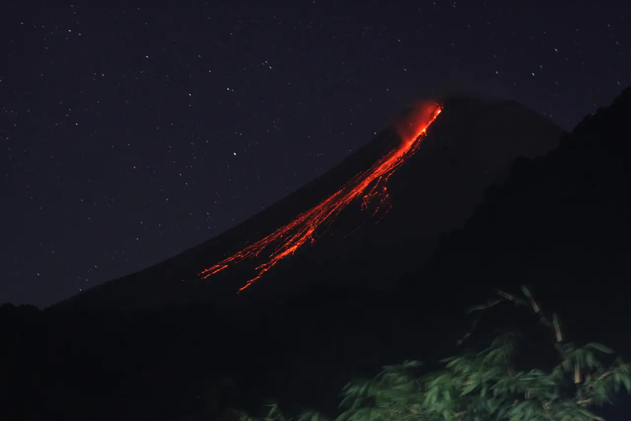Gunung Merapi Kembali...