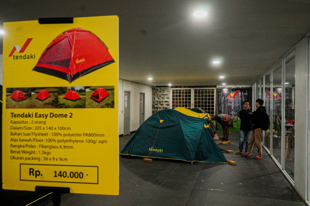 Berburu Diskon Perlengkapan...