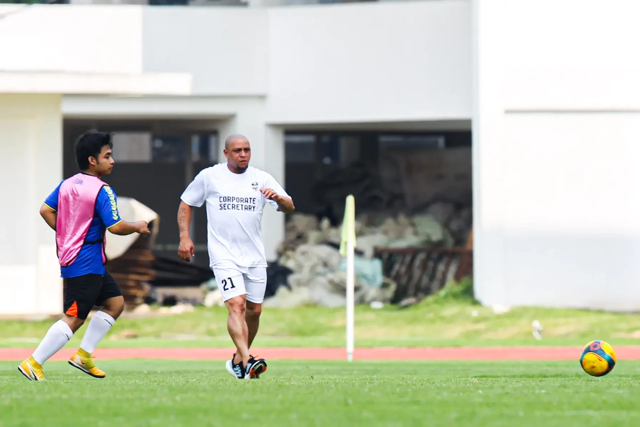 Aksi Eric Abidal dan...