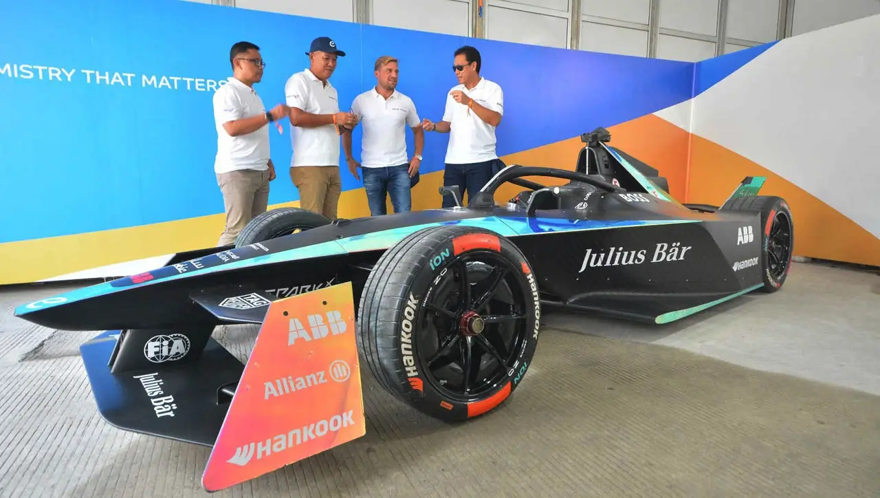 Dukungan Allianz untuk...