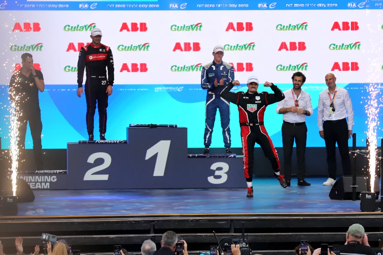 Selebrasi Pascal Wehrlein...