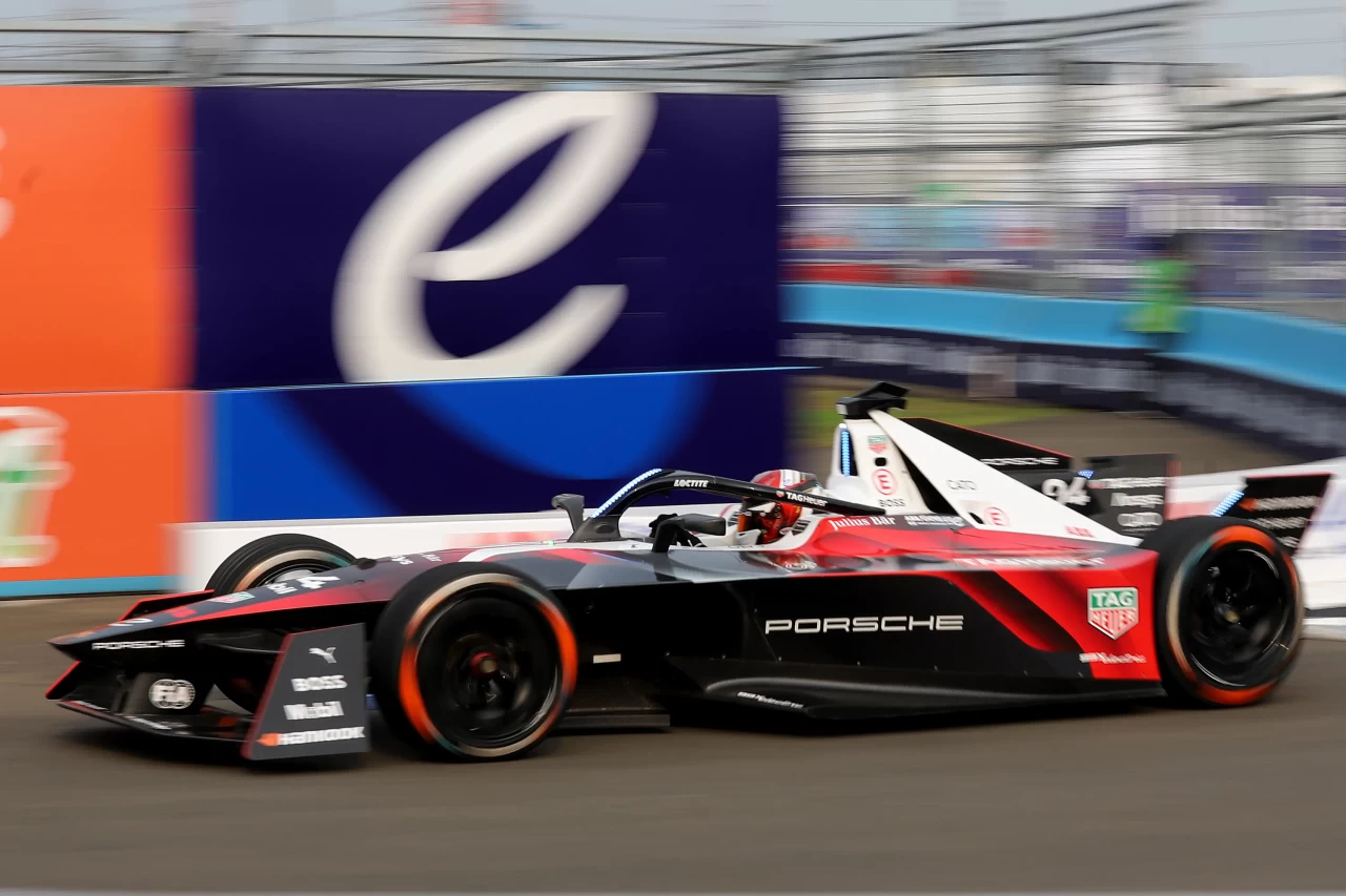 Pascal Wehrlein Juarai...