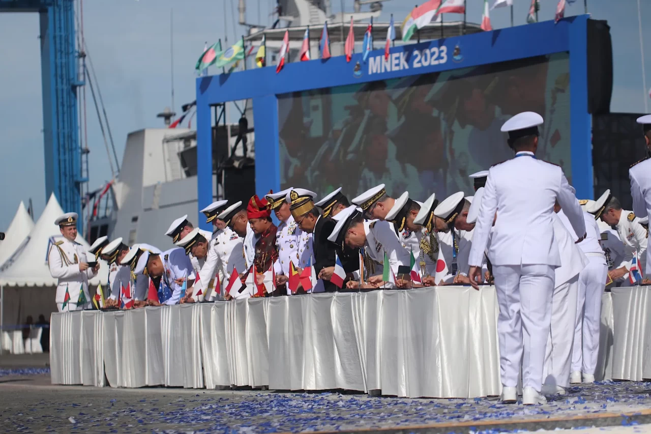Pembukaan Multilateral...