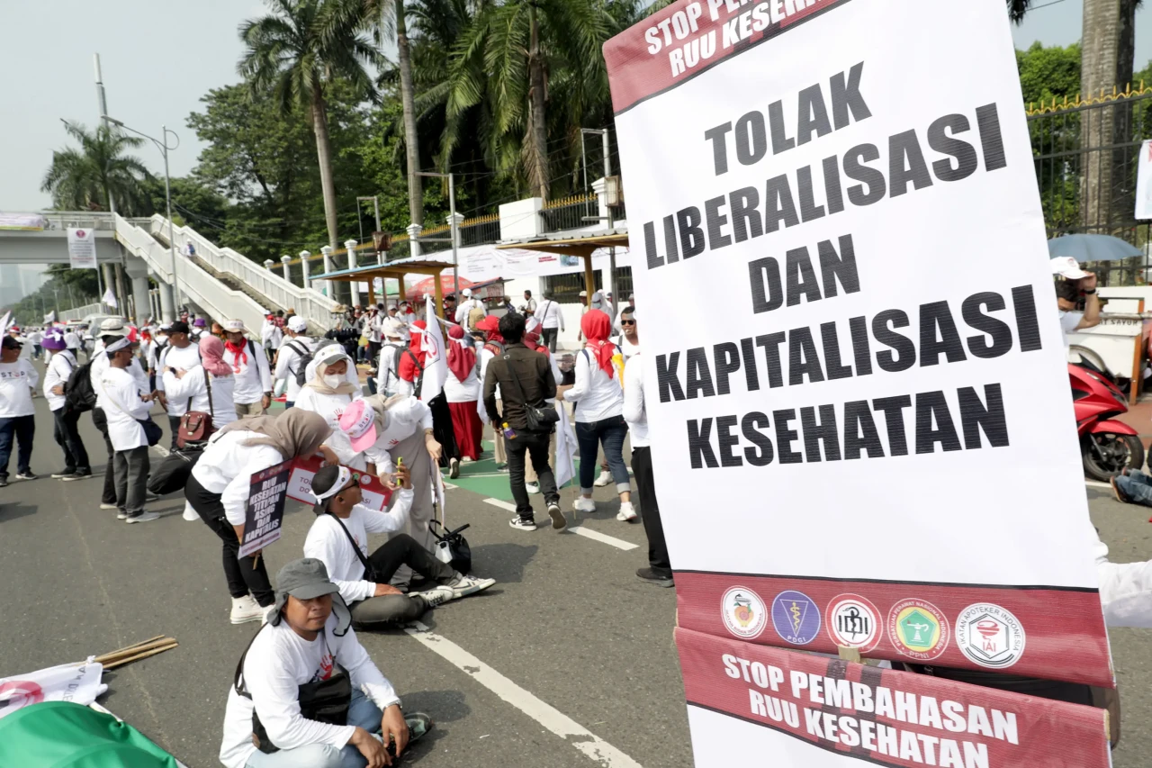 Tolak RUU Kesehatan...