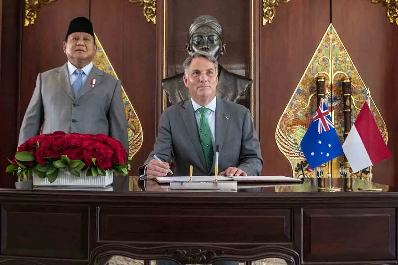 Menhan Prabowo Terima...