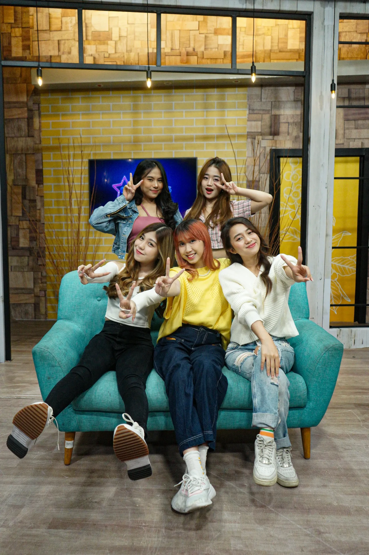 Girl Group SUN Recycle...