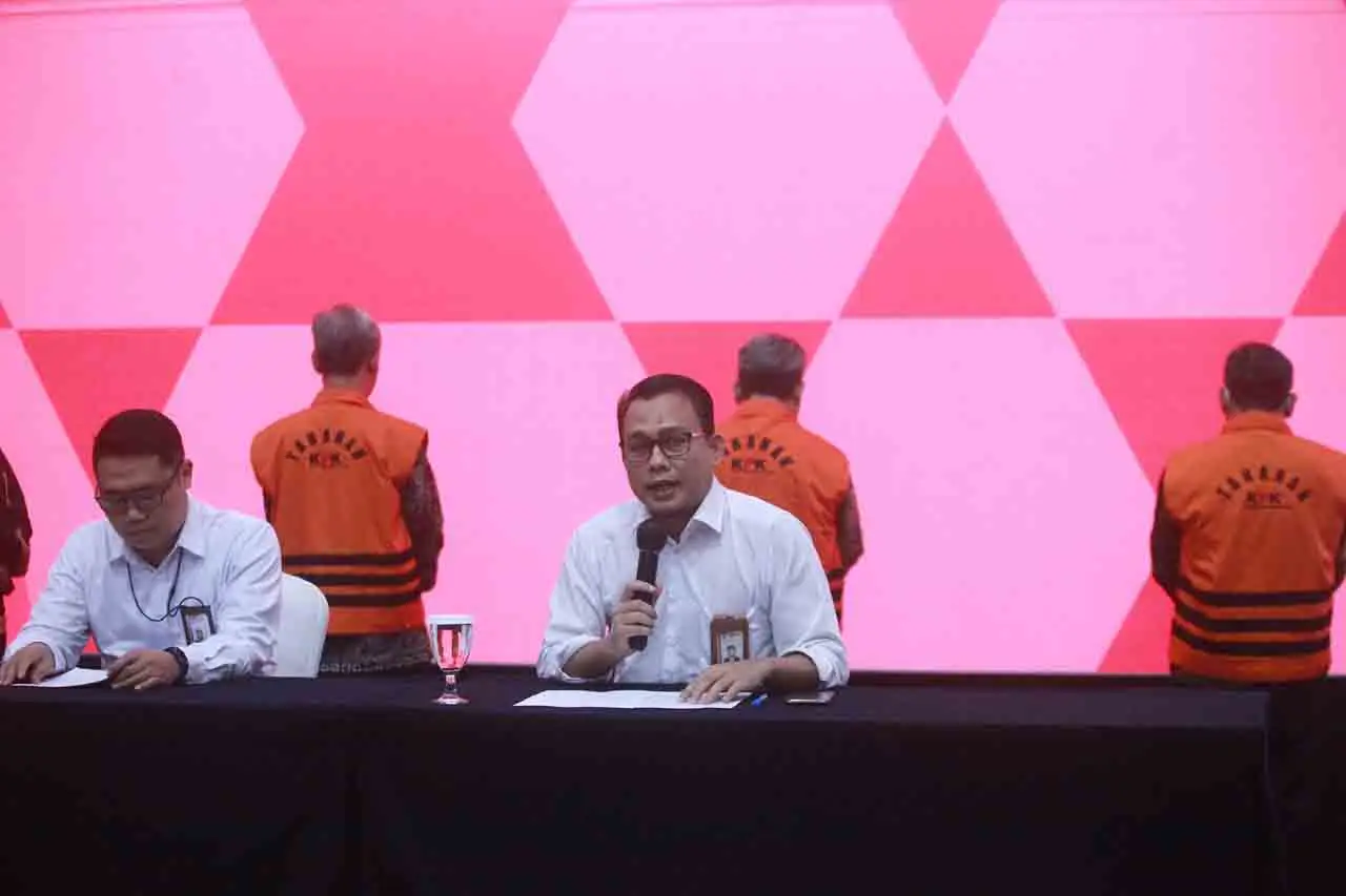 Penahanan 3 Tersangka...